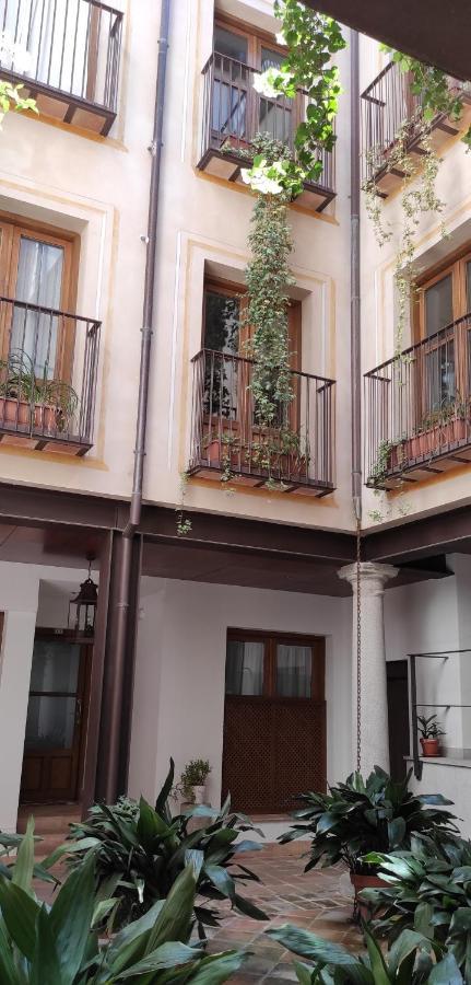 El Palacio de Nuncio Toledo Exterior foto